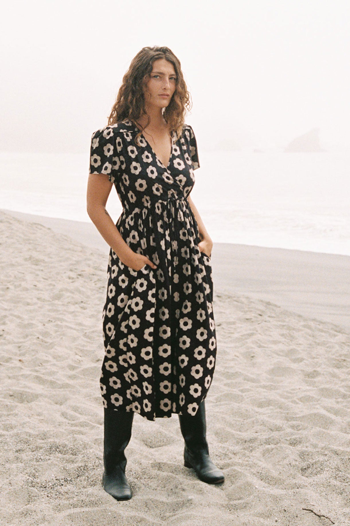 Christy Dawn The Noah Dress in Noir offers Daisy Vine (Block Printed)