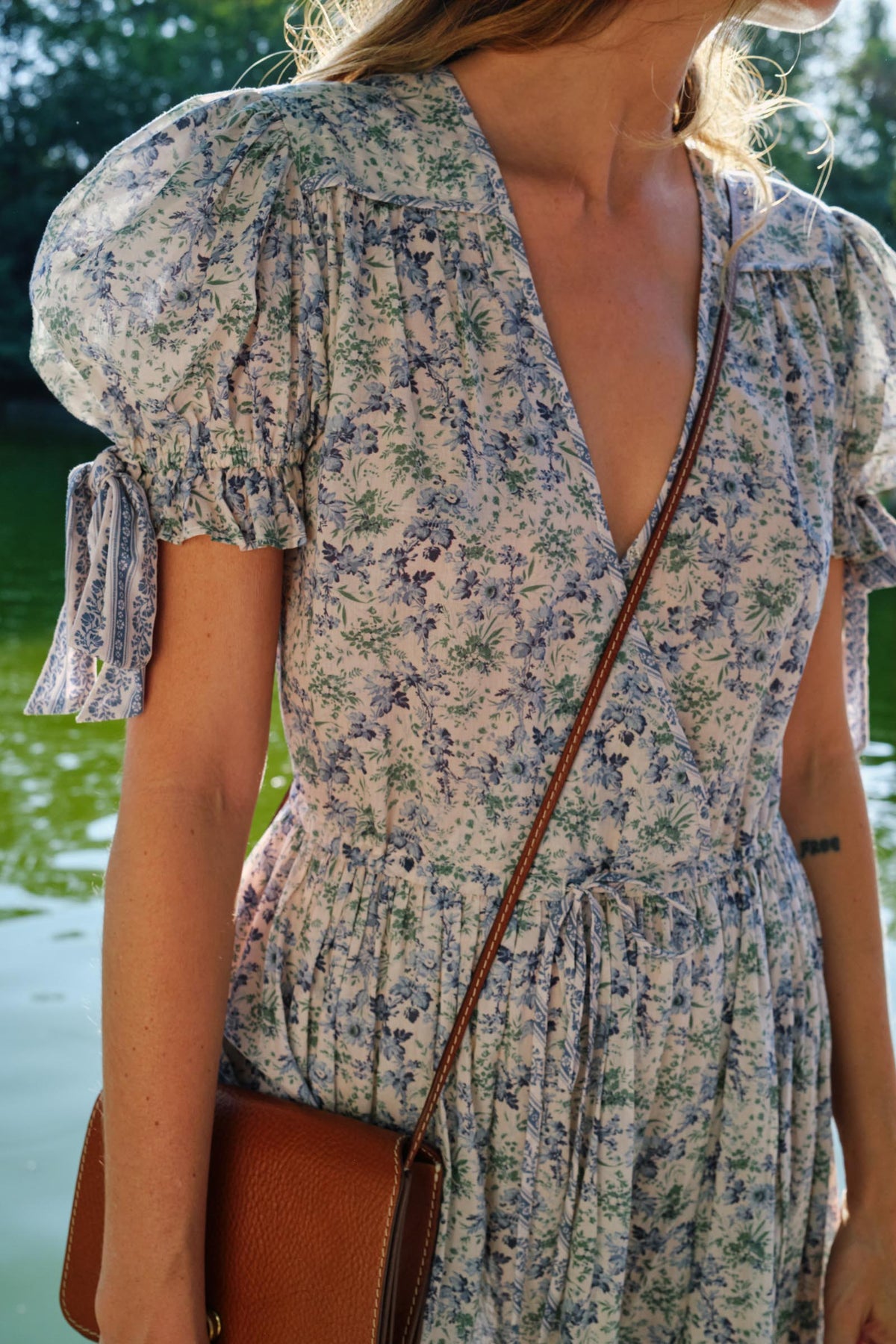 The Giselle Dress in Vintage Bloom, Size 2XL