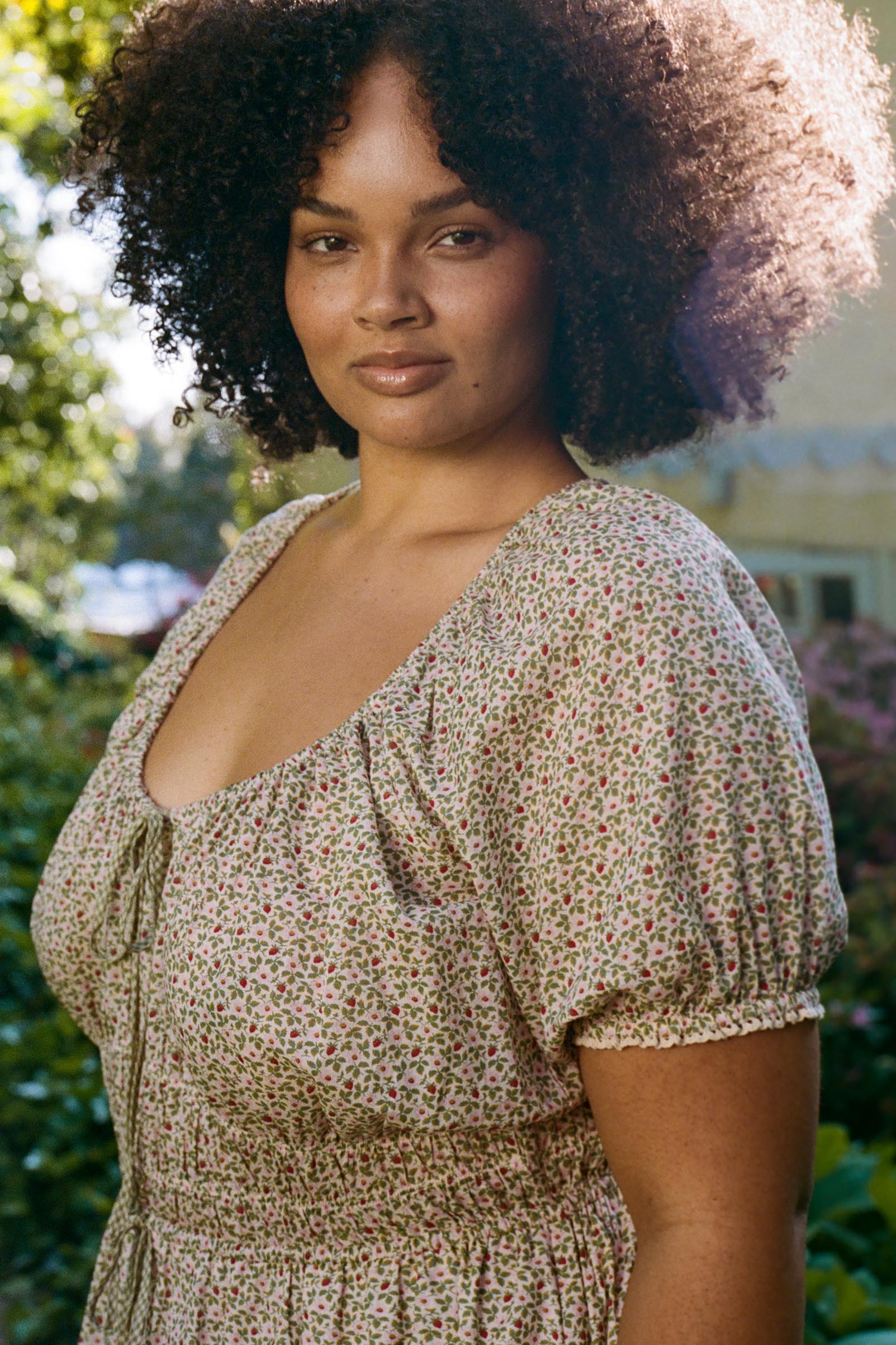 The Brynne Dress Extended | Creme Strawberry – Christy Dawn