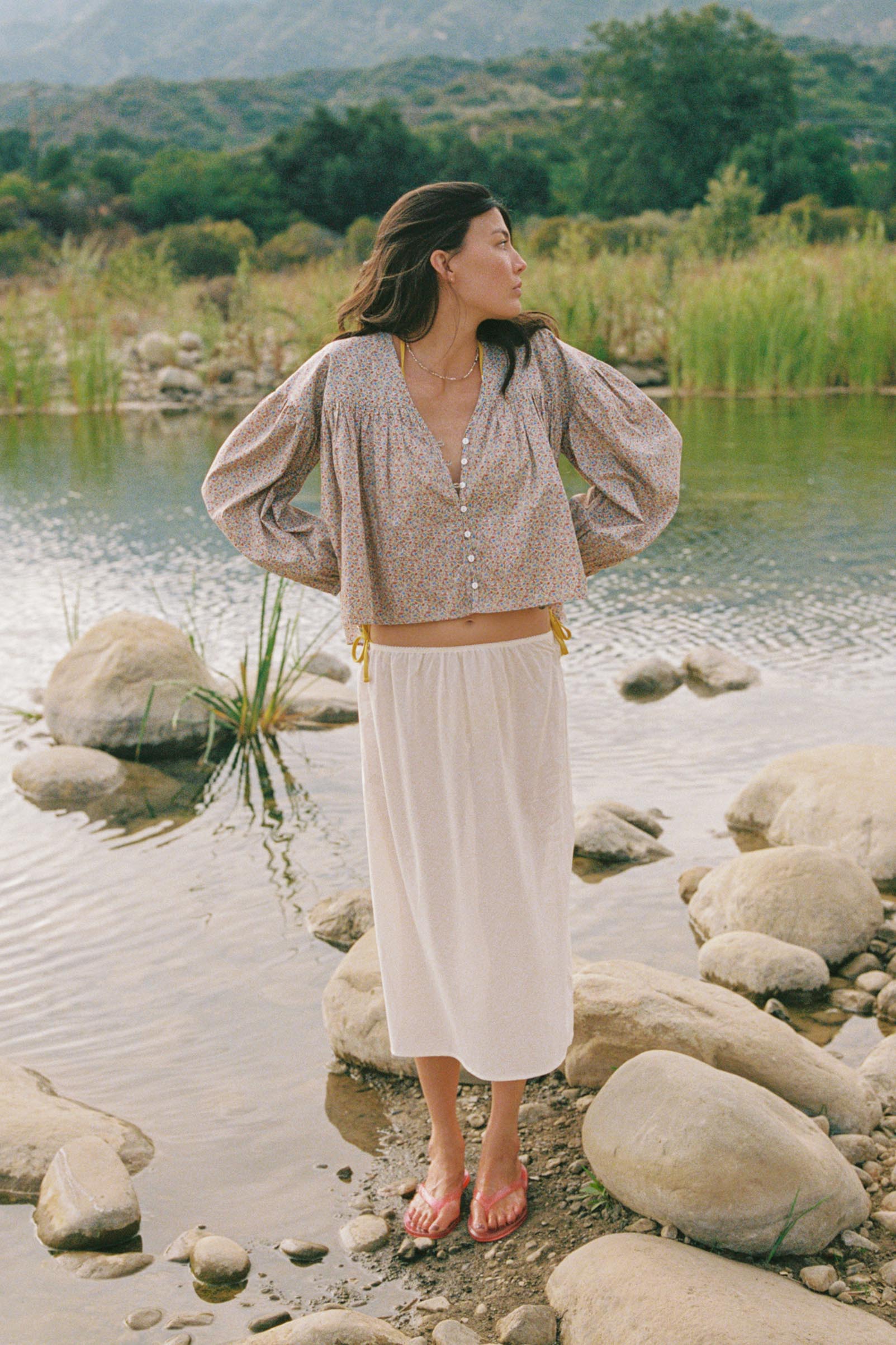 The Georgina Blouse | Chamomile Rose Cluster – Christy Dawn