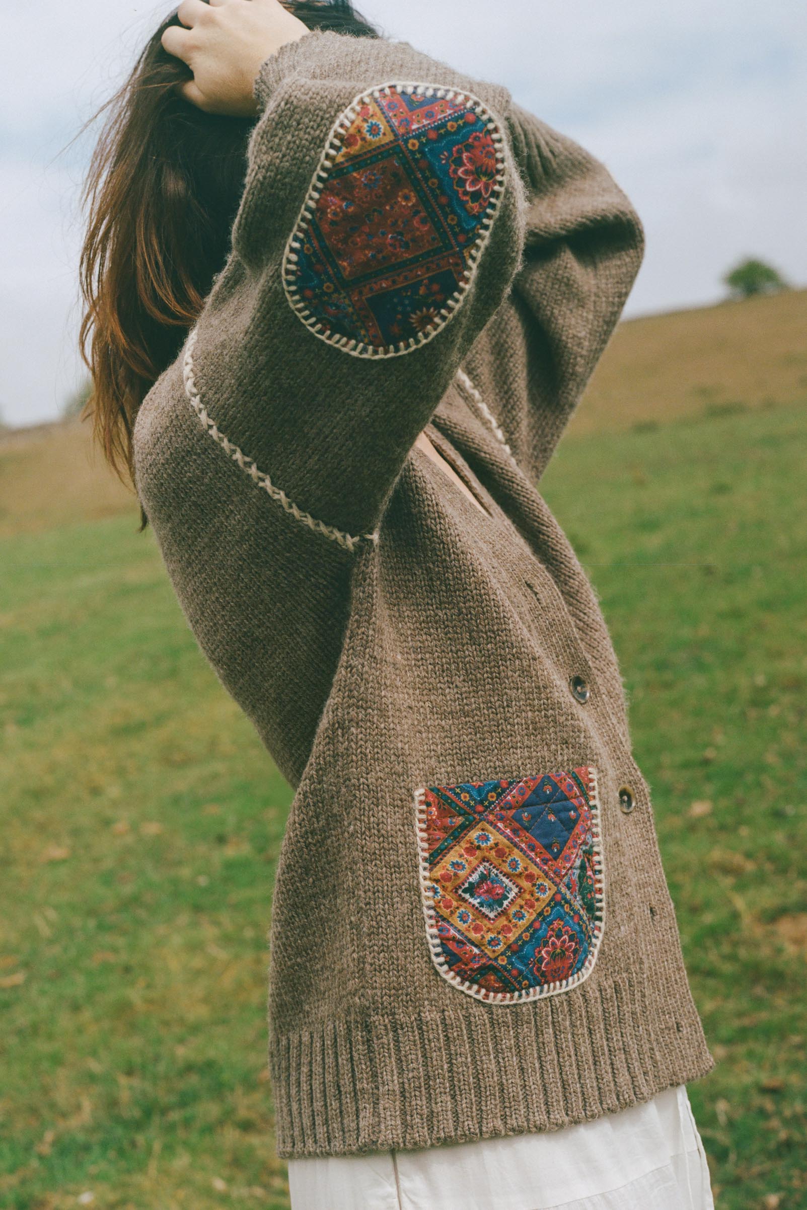The Helga Cardigan | Pebble – Christy Dawn
