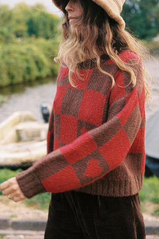 The Honey Sweater | Fireplace Red Hearts