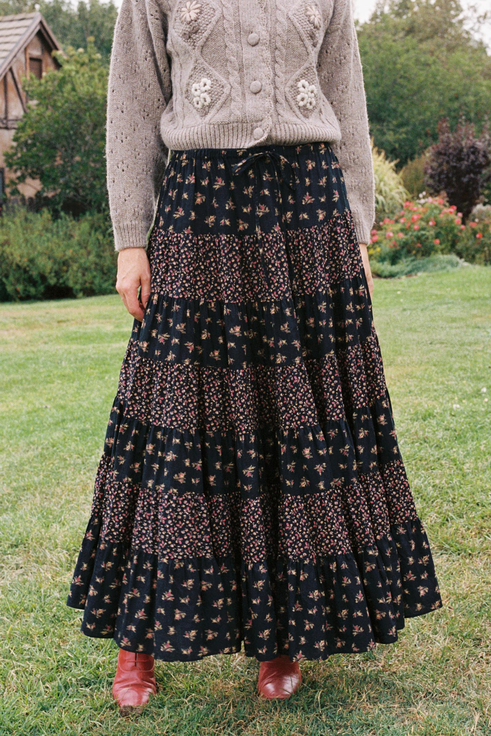 The Lorene Skirt | Falling Roses – Christy Dawn