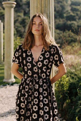 The Dawn Dress | Noir Daisy