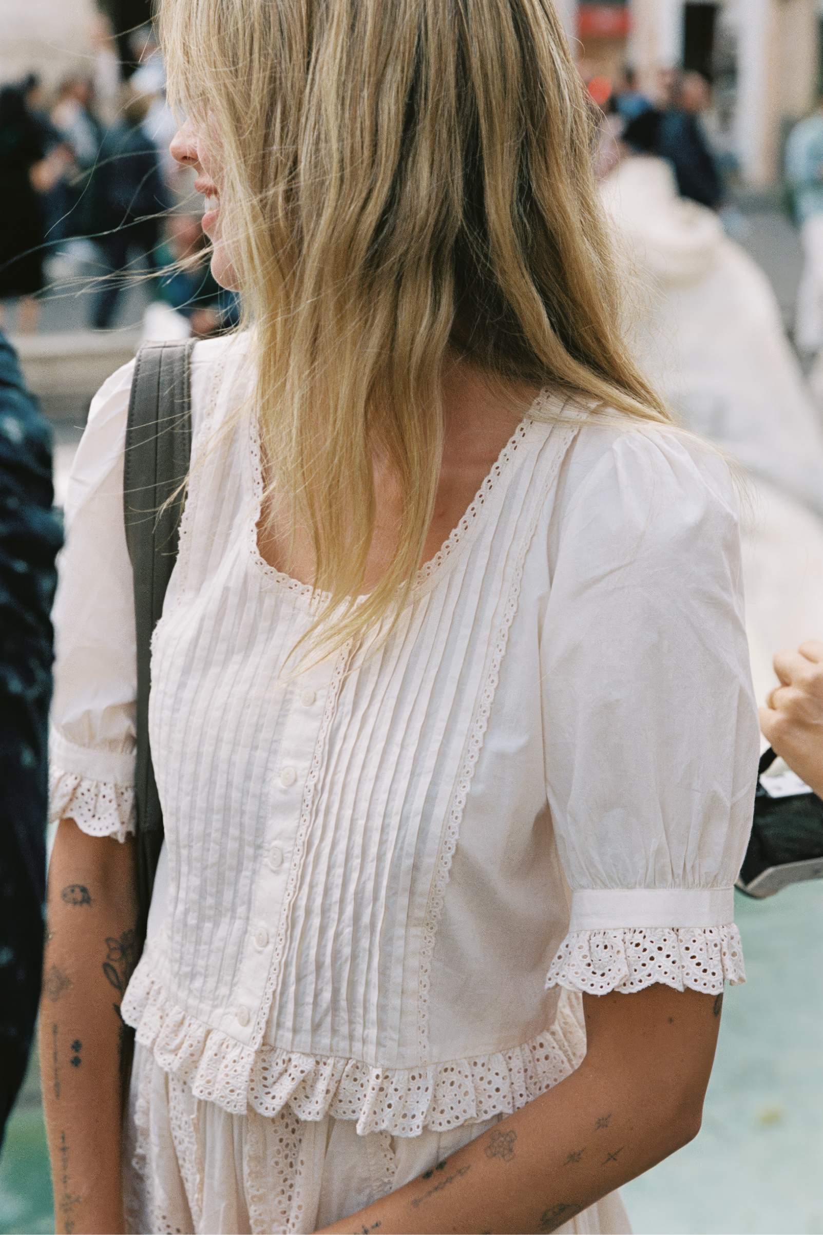 Ellen_138fba2d-7832-4290-b741-