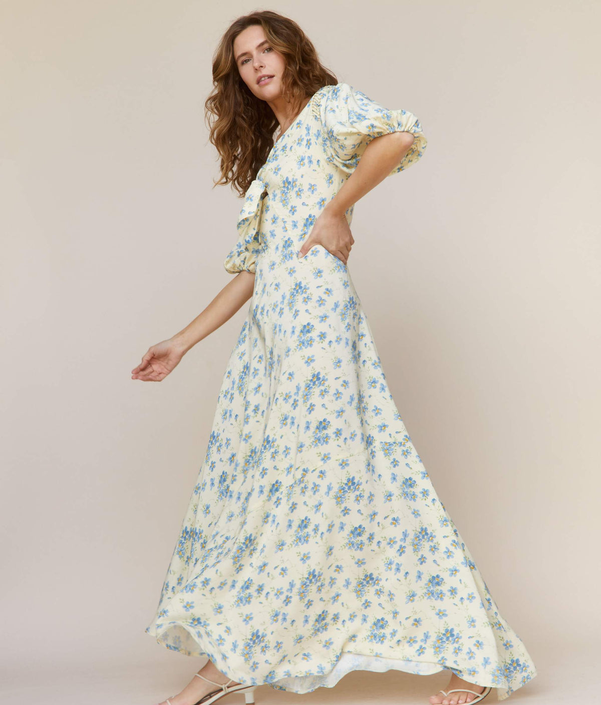 fitted lace wedding dress The Honey Dress in Lilies in Bloom Silk, Size Xs
